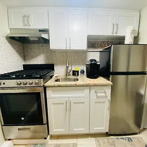 Entire Guest *close To Jfk And Lga New York