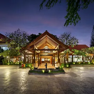 그랜드 이스타나 라마 리조트 꾸따